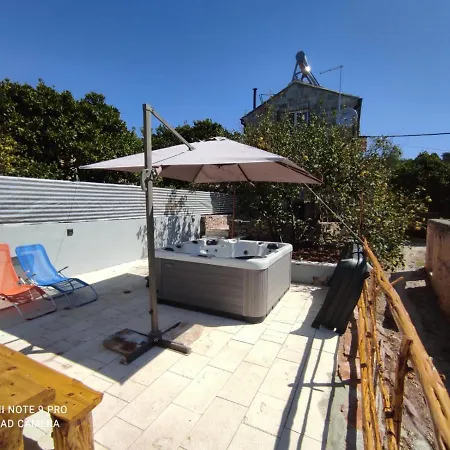 With Jacuzzi Mili Semesterbostad Bogomolje