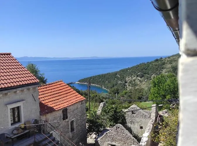 Prázdninový dům With Jacuzzi Mili *